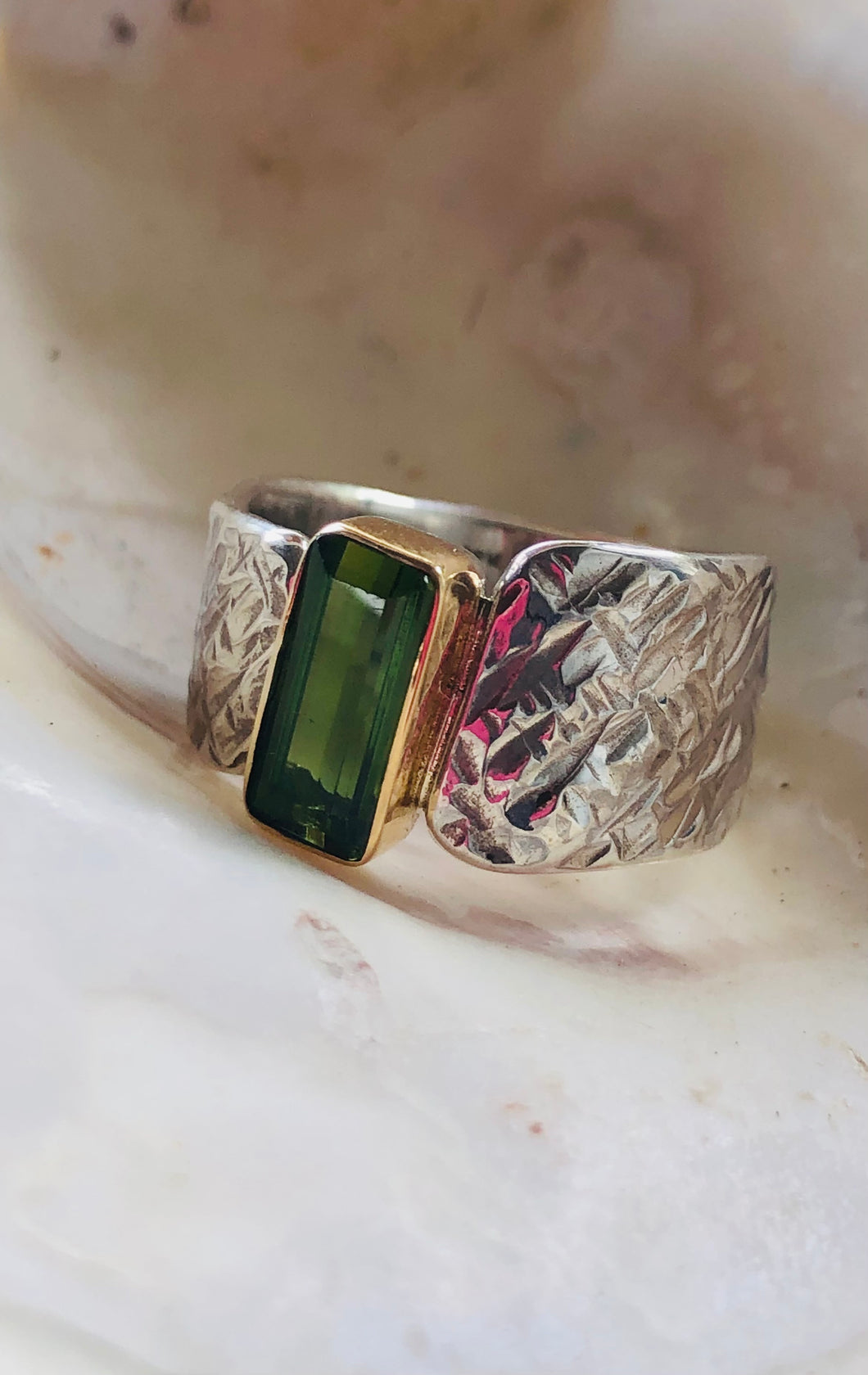 Anel em Prata e Ouro18K com Turmalina verde