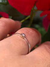 Solitário em Prata 950 com Moissanita, cravaçāo em Ouro18K amarelo