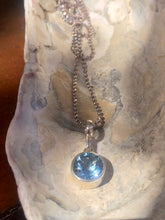 Pingente em Prata com Topázio azul