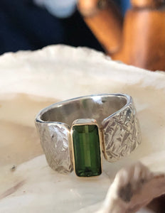 Anel em Prata e Ouro18K com Turmalina verde