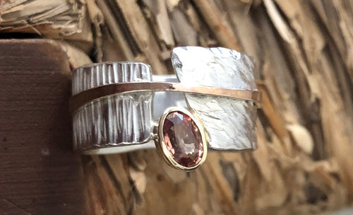 Anel de Prata 950,  Zafira laranja, detalhe e cravação em ouro 18K