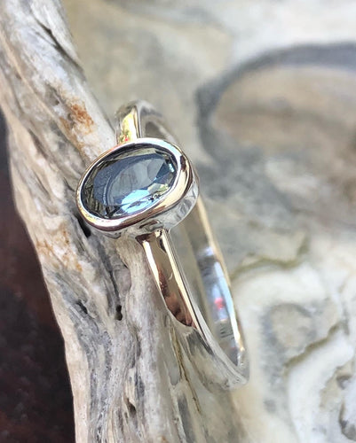 Anel de Prata 950 com Água marinha.