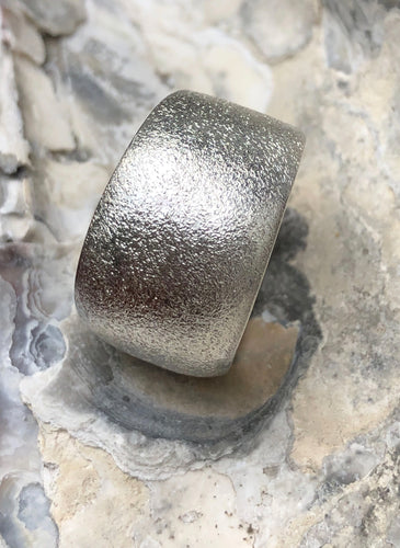 Anel de Prata 950 textura brush